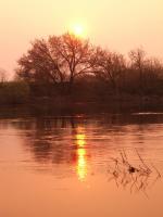 Река Днепр во время заката